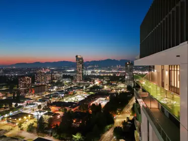 3102 10428 Whalley Boulevard, Surrey, BC, Whalley — 2 bed apartment/condo for sale