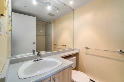 Powder Room Photo of 1002 2121 W 38th Avenue, Vancouver, BC