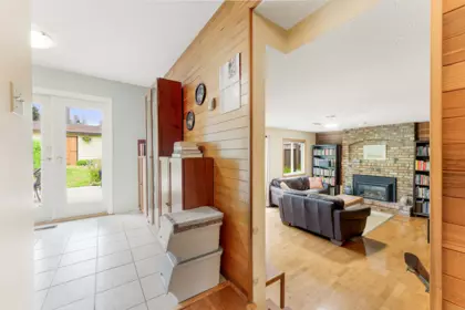 Basement Recreation Room Photo of 2215 153a Street, Surrey, BC