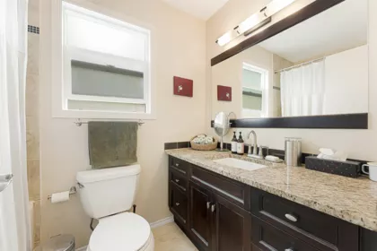 Walk-In Closet Photo of 2215 153a Street, Surrey, BC