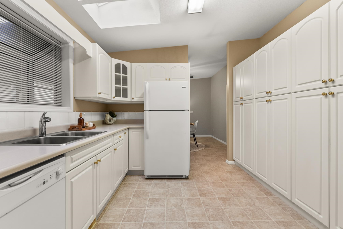 Bedroom 3 Photo of 123 9080 198 Street, Langley, BC