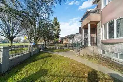 Garden / Landscaping Photo of 5396 Rhodes Street, Vancouver, BC