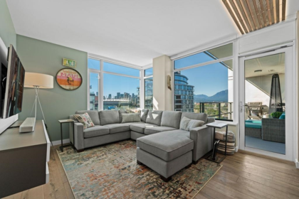 Breakfast Nook Photo of 1503 110 Switchmen Street, Vancouver, BC