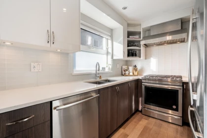 Breakfast Nook Photo of 1865 Adanac Street, Vancouver, BC
