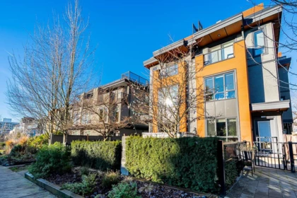 Outdoor Deck Photo of 1865 Adanac Street, Vancouver, BC