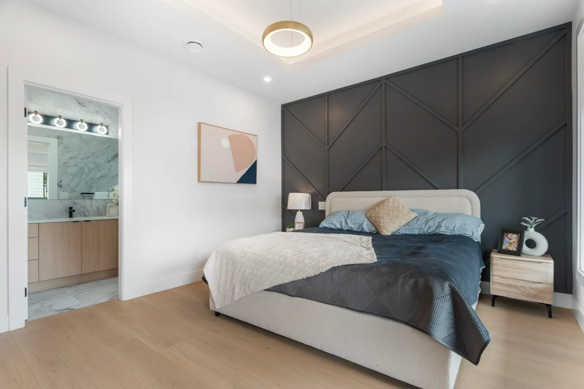 Basement Recreation Room Photo of 2 7822 Goodlad Street, Burnaby, BC