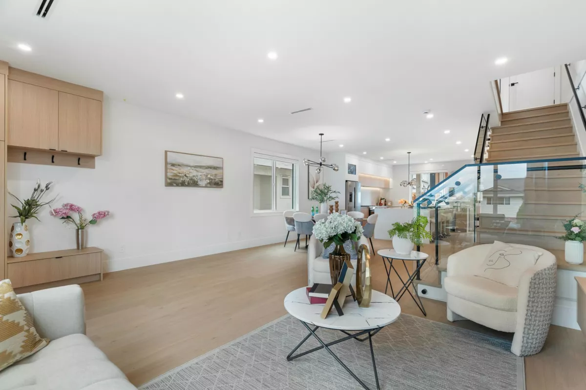 Breakfast Nook Photo of 2 7822 Goodlad Street, Burnaby, BC