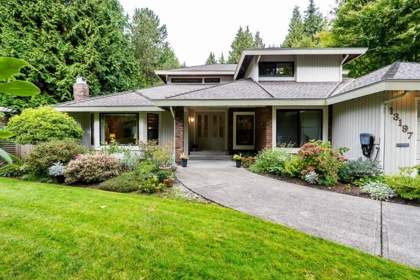 Family Room Photo of 13197 Amble Greene Close, Surrey, BC