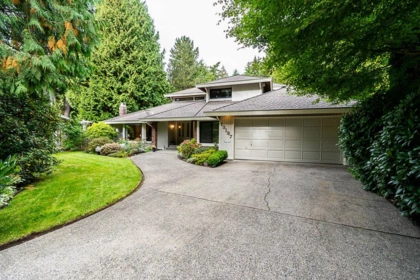 Living Room Photo of 13197 Amble Greene Close, Surrey, BC