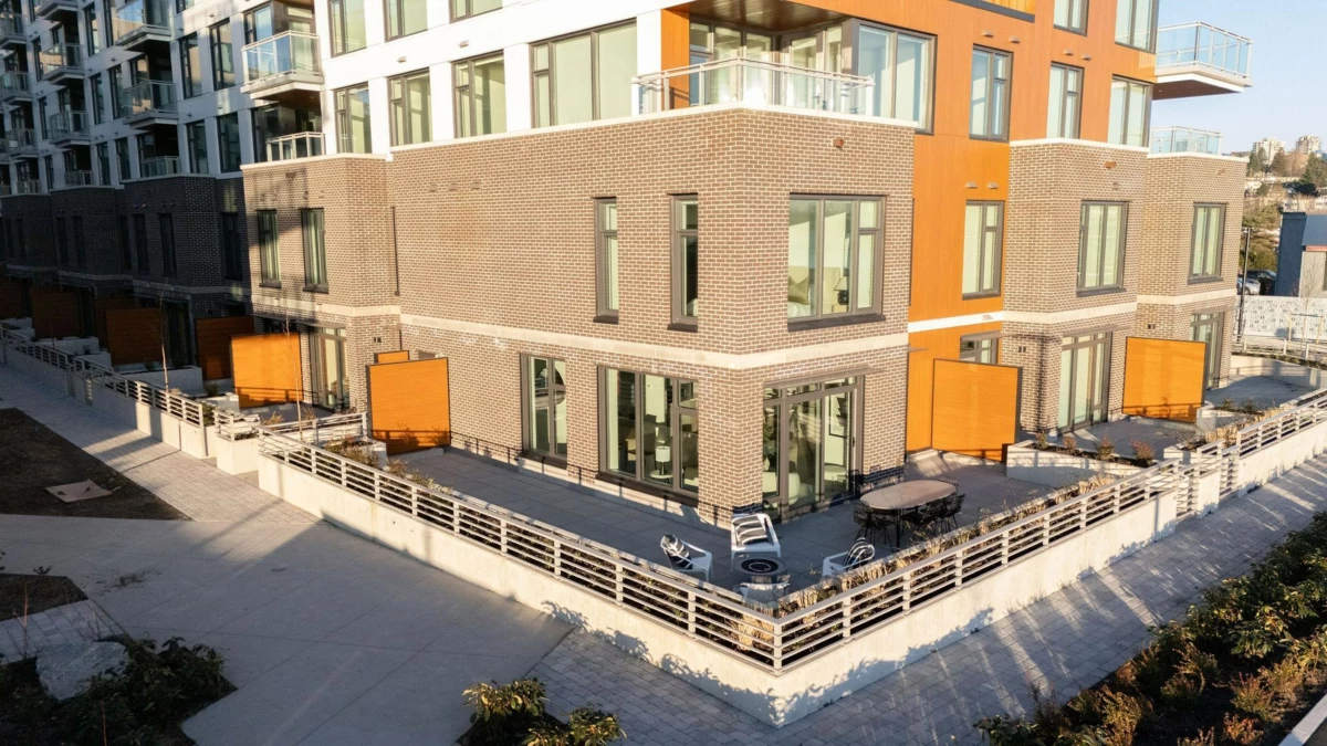 Primary Bathroom Photo of 112 755 Harbourside Drive, North Vancouver, BC