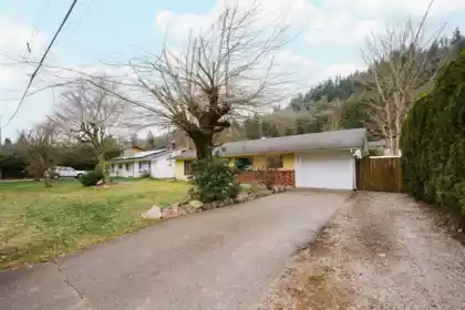 34327 Catchpole Avenue, Mission, BC, Mission — Single Family Residence for sale