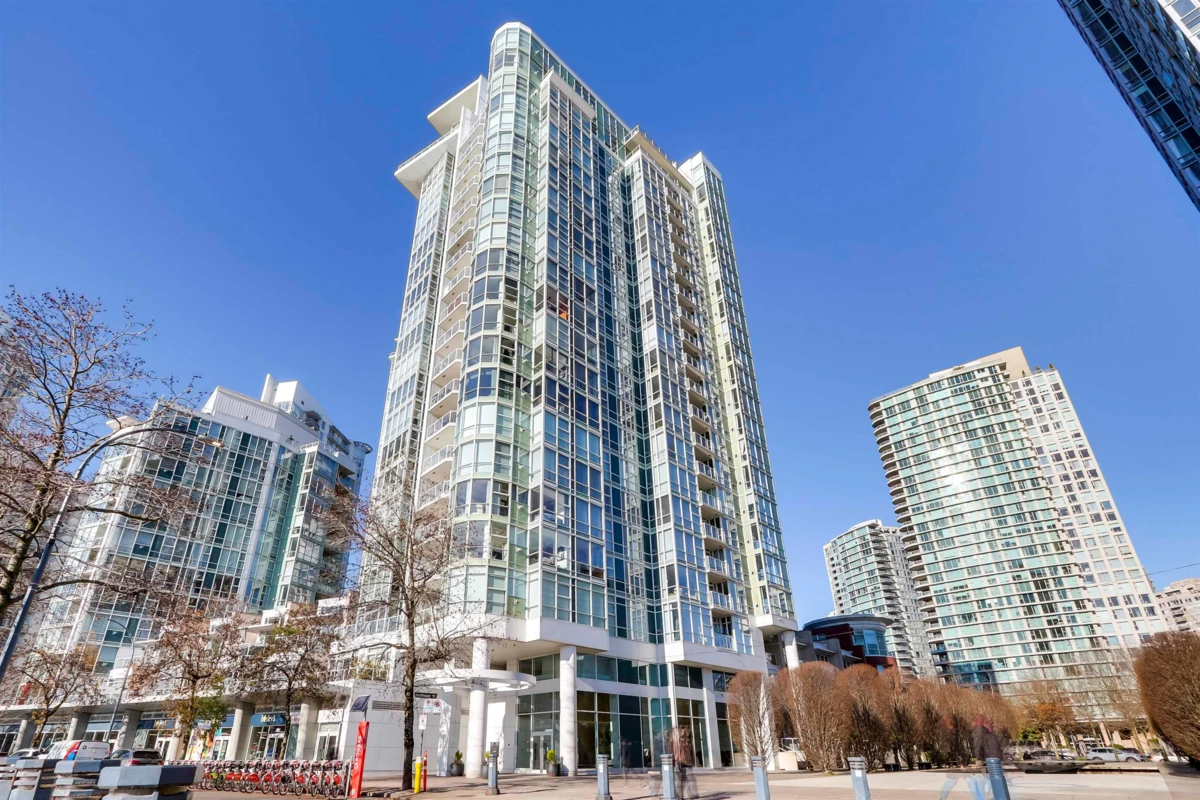 Exterior Front Photo of 1807 1077 Marinaside Crescent, Vancouver, BC