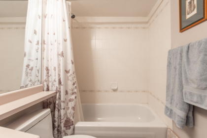 Hallway Photo of 308 7171 121 Street, Surrey, BC