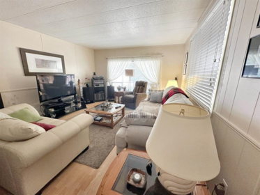 10 62010 Flood Hope Road, Hope, BC, Hope — Manufactured Home for sale