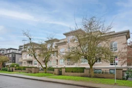 206 2490 W 2nd Avenue, Vancouver, BC