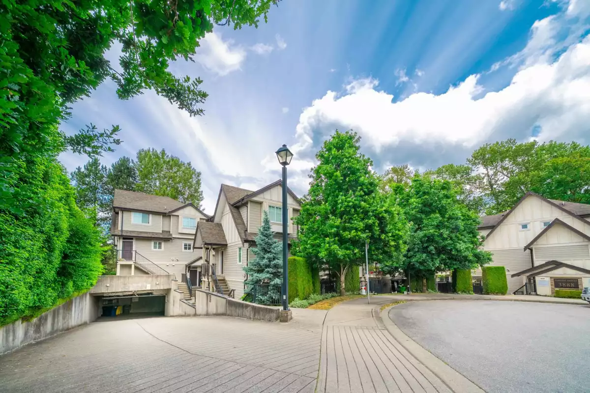 Backyard Photo of 227 3888 Norfolk Street, Burnaby, BC