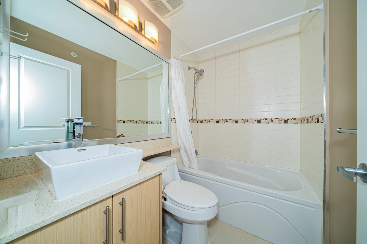 Entry Foyer Photo of 227 3888 Norfolk Street, Burnaby, BC