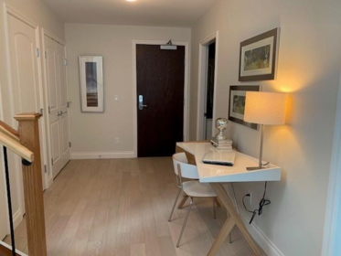 203 185 Victory Ship Way, North Vancouver, BC, North Vancouver — Apartment/Condo for sale