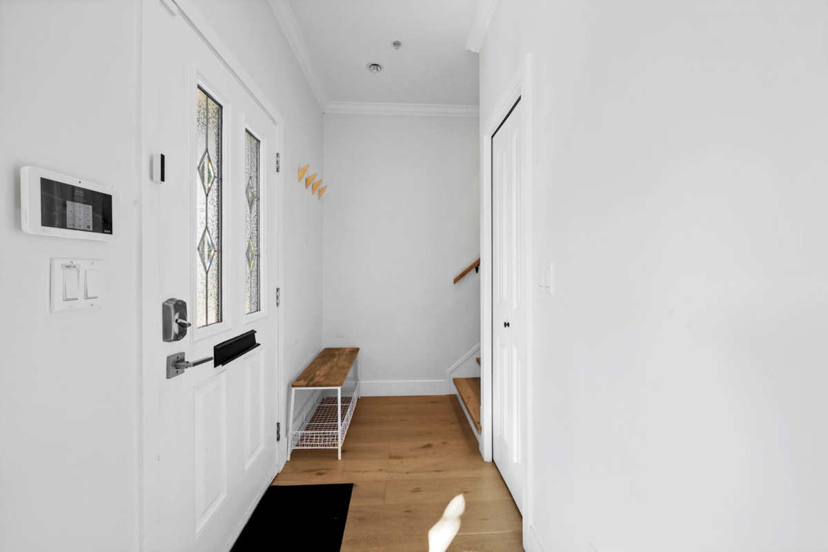 Staircase Photo of 5650 Main Street, Vancouver, BC