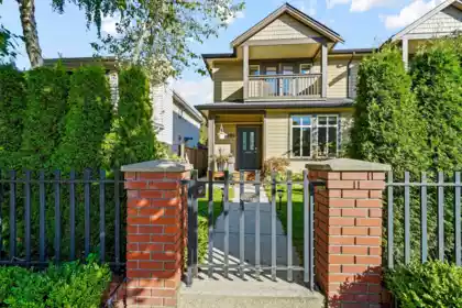 5650 Main Street, Vancouver, BC, Vancouver — 4 bed half duplex for sale