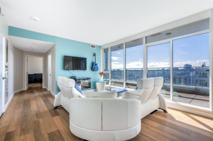 Breakfast Nook Photo of 2101 1618 Quebec Street, Vancouver, BC