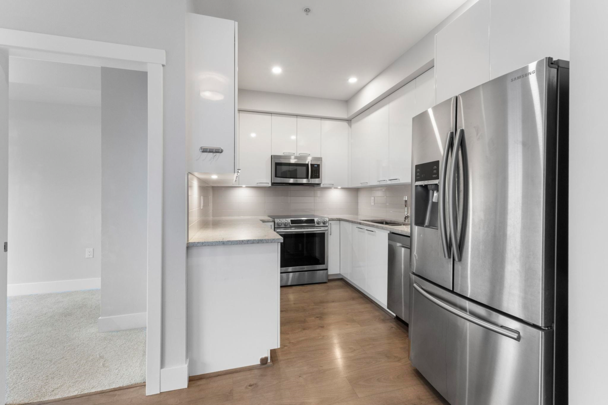 Dining Area Photo of 106 22315 122 Avenue, Maple Ridge, BC