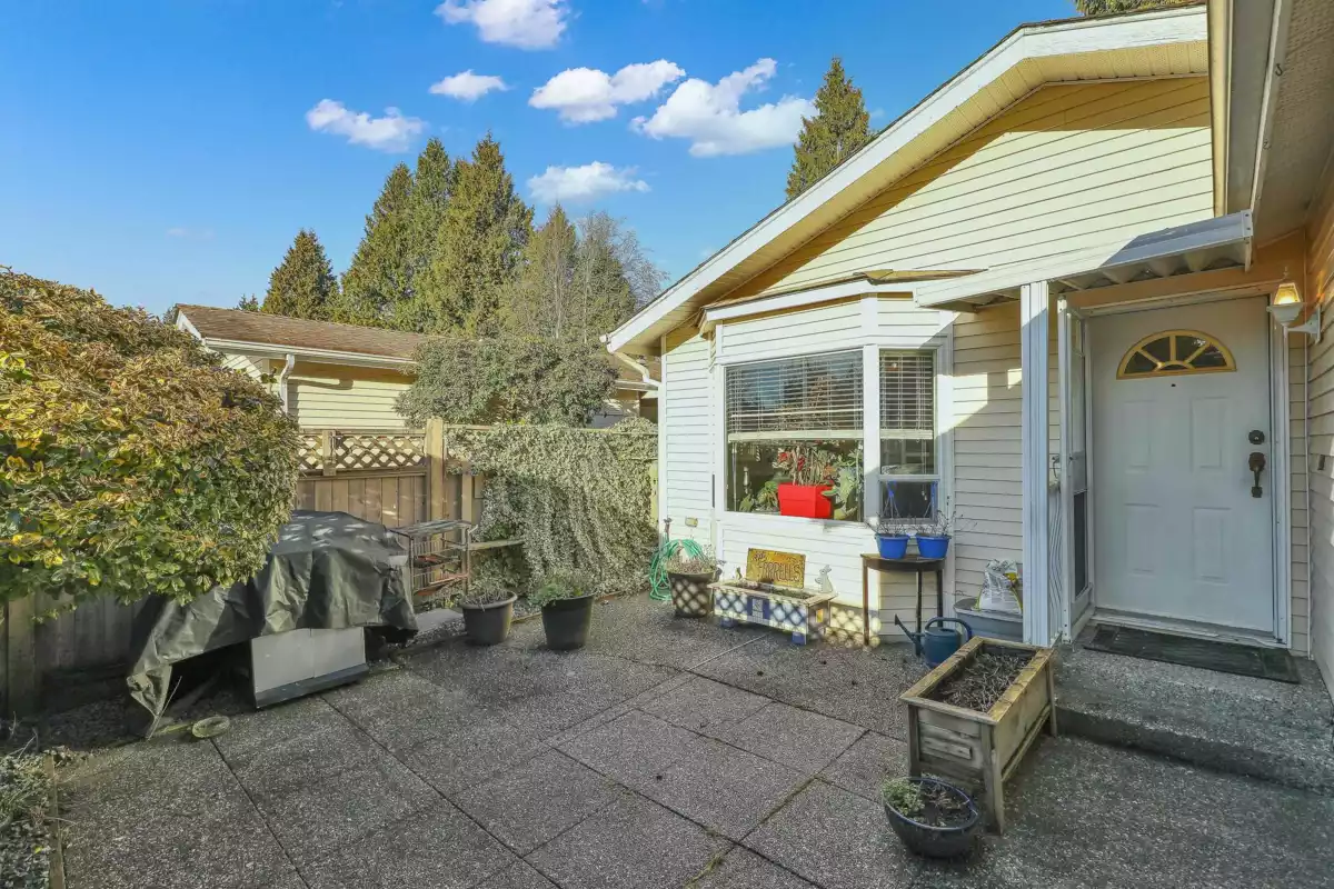 Backyard Photo of 35 1400 164 Street, Surrey, BC