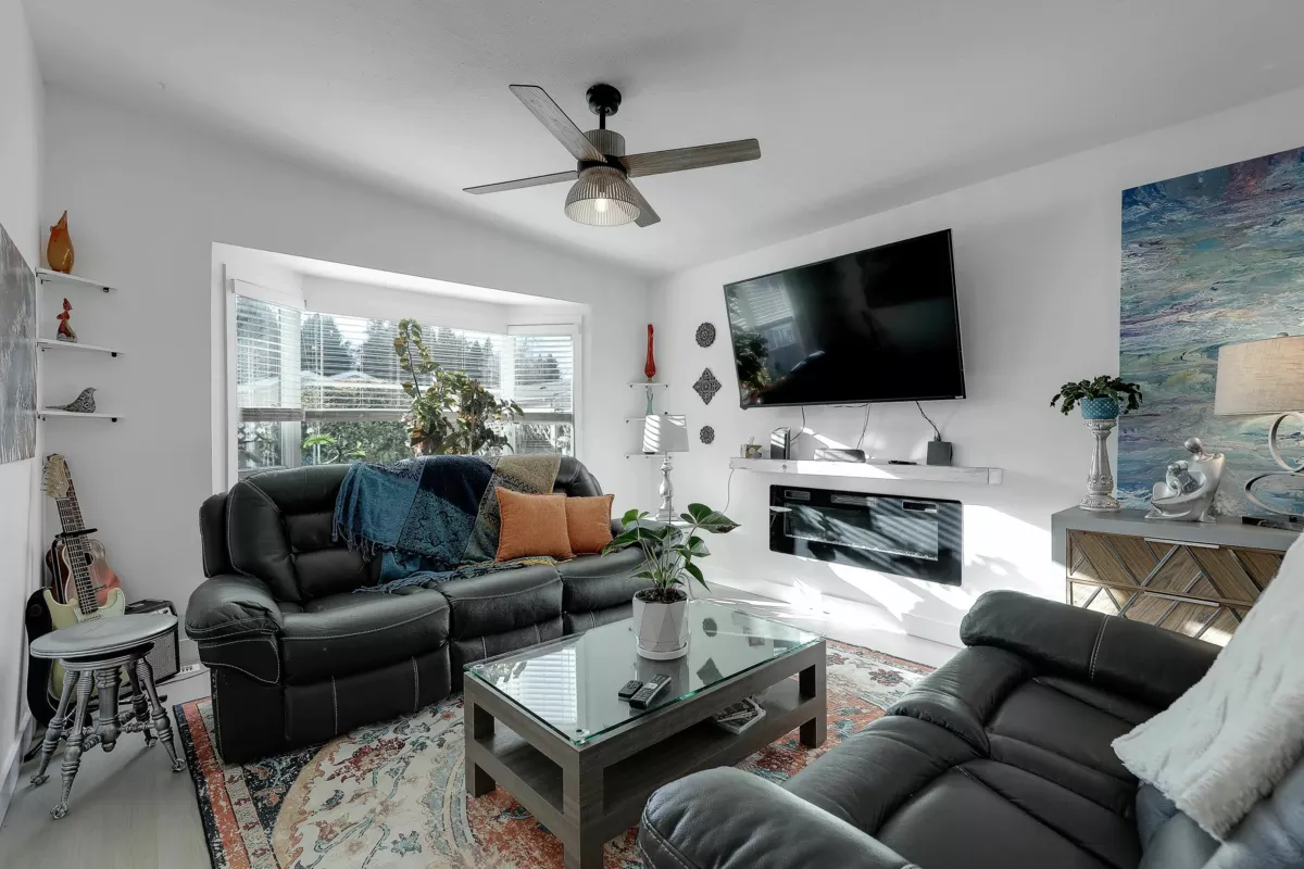 Exterior Rear Photo of 35 1400 164 Street, Surrey, BC