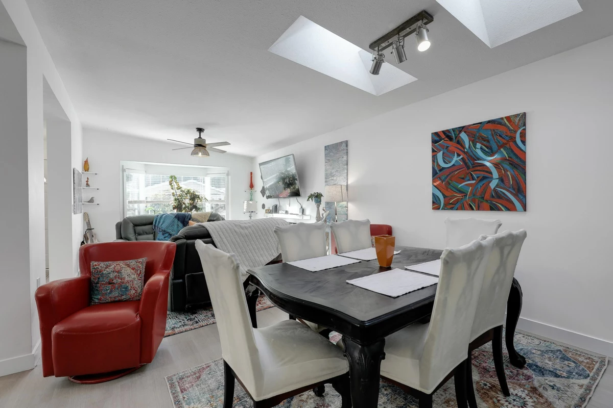 Laundry Room Photo of 35 1400 164 Street, Surrey, BC