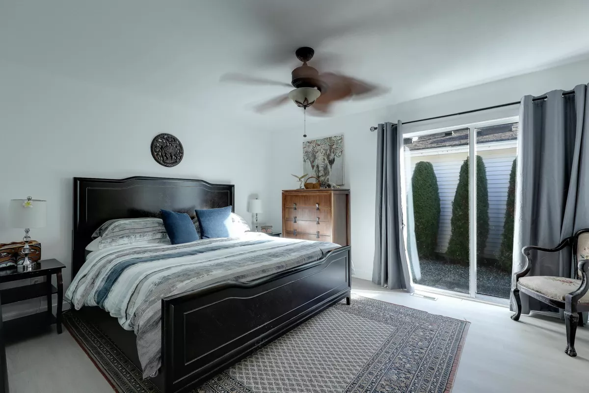 Primary Bathroom Photo of 35 1400 164 Street, Surrey, BC