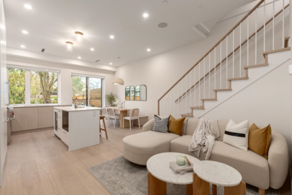 1 7 E 23rd Avenue, Vancouver, BC, Vancouver — Half Duplex for sale
