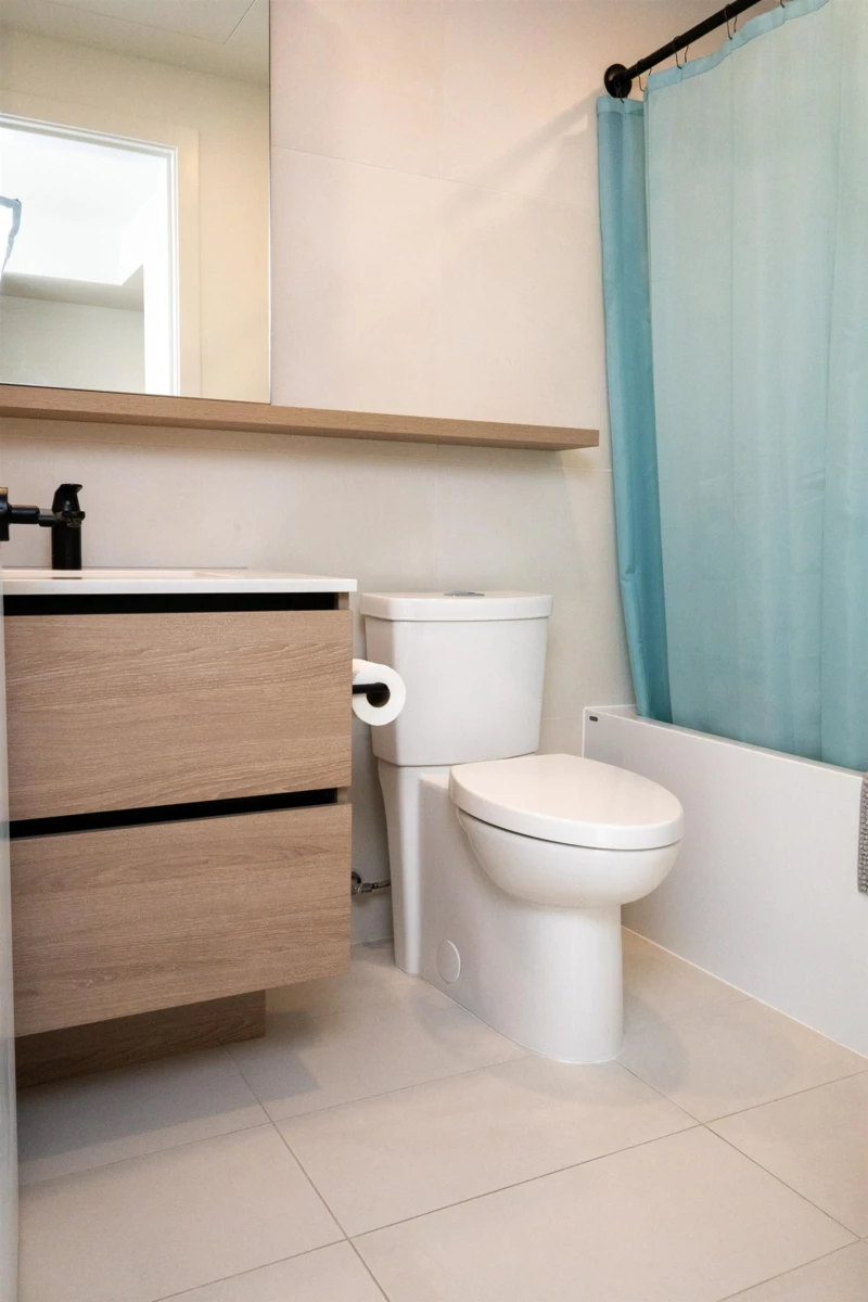 Guest Bathroom Photo of 1608 10448 University Drive, Surrey, BC