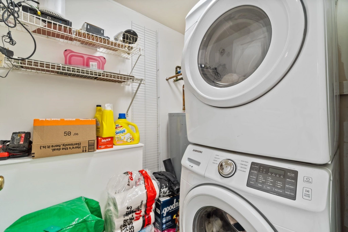 Guest Bathroom Photo of 114 7435 121a Street, Surrey, BC
