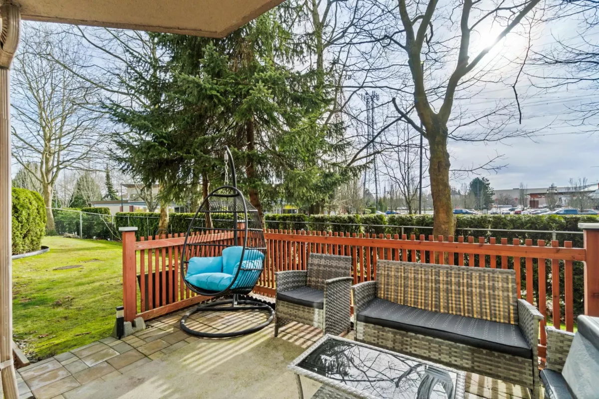 Office / Den Photo of 114 7435 121a Street, Surrey, BC