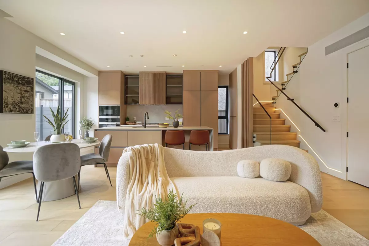 Bedroom 2 Photo of 2 3460 W 14th Avenue, Vancouver, BC