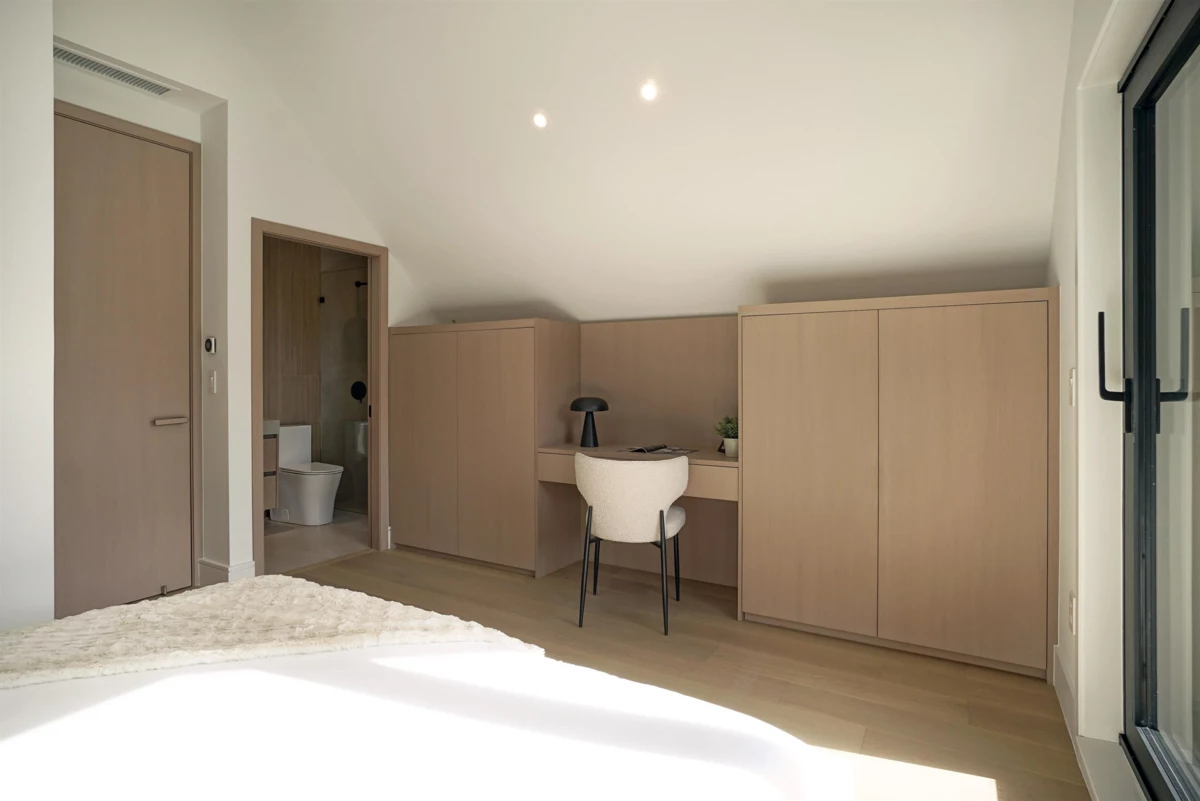 Mudroom Photo of 2 3460 W 14th Avenue, Vancouver, BC