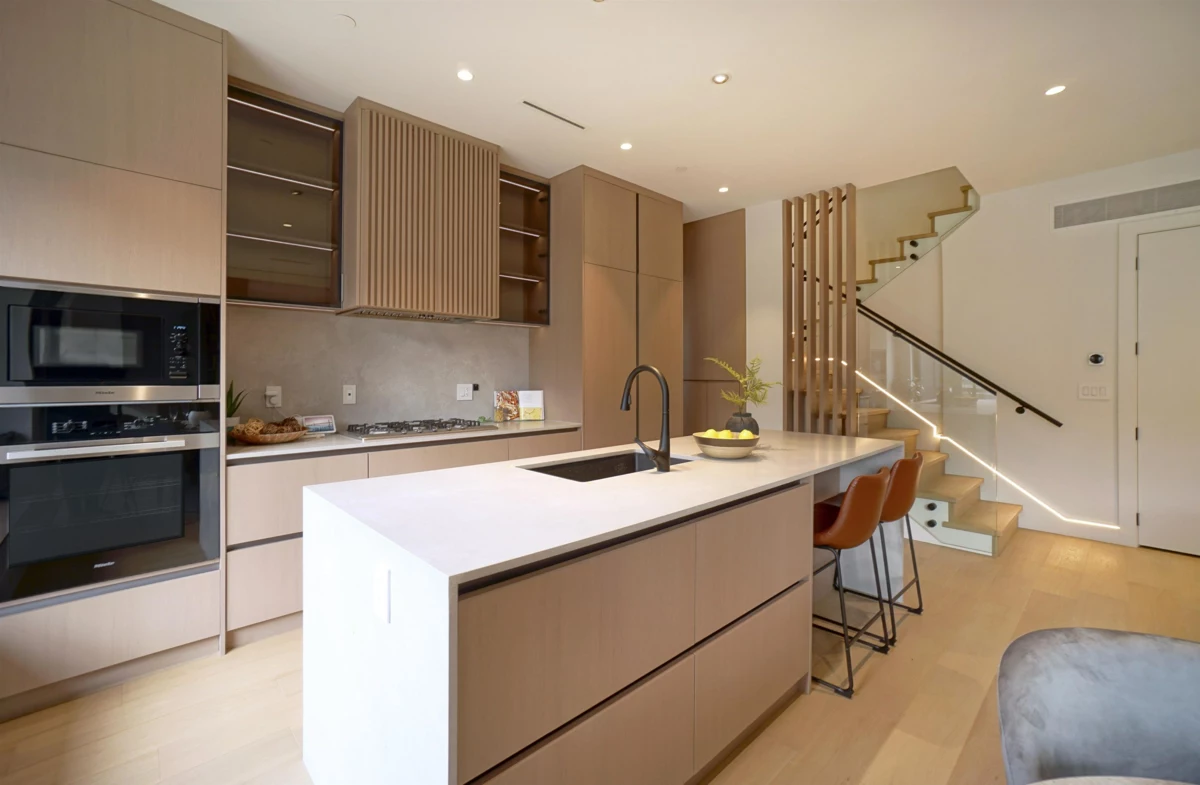 Primary Bedroom Photo of 2 3460 W 14th Avenue, Vancouver, BC