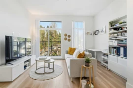 310 718 Edgar Avenue, Coquitlam, BC