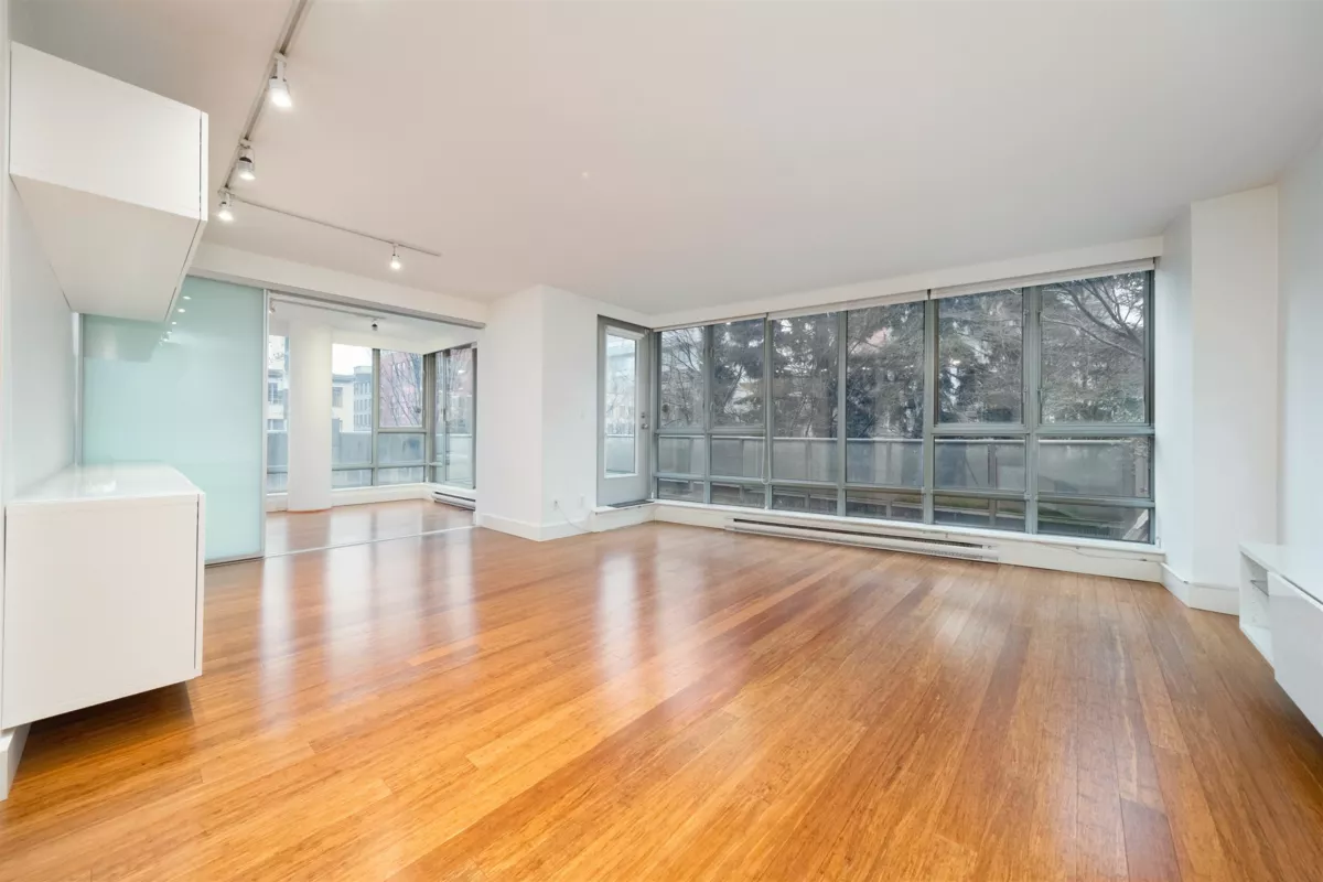 Primary Bathroom Photo of 301 930 Cambie Street, Vancouver, BC