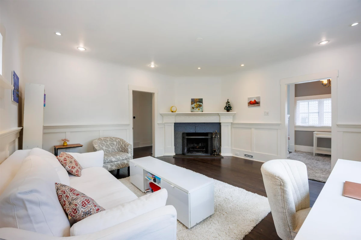 Kitchen Photo of 3749 W King Edward Avenue, Vancouver, BC