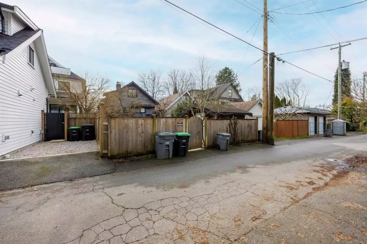 Outdoor Kitchen Photo of 3749 W King Edward Avenue, Vancouver, BC