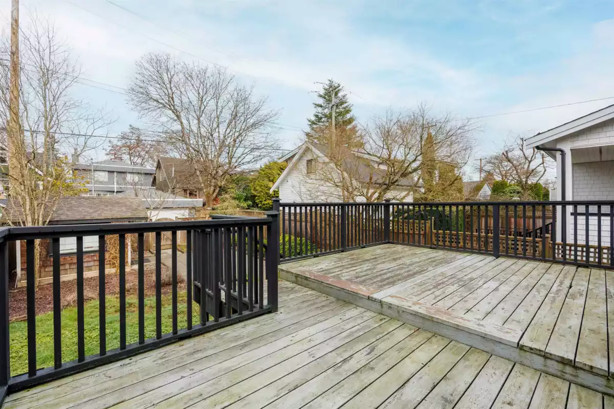 Swimming Pool Photo of 3749 W King Edward Avenue, Vancouver, BC