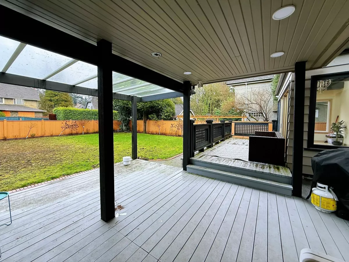 Front Yard Photo of 5550 Cypress Street, Vancouver, BC