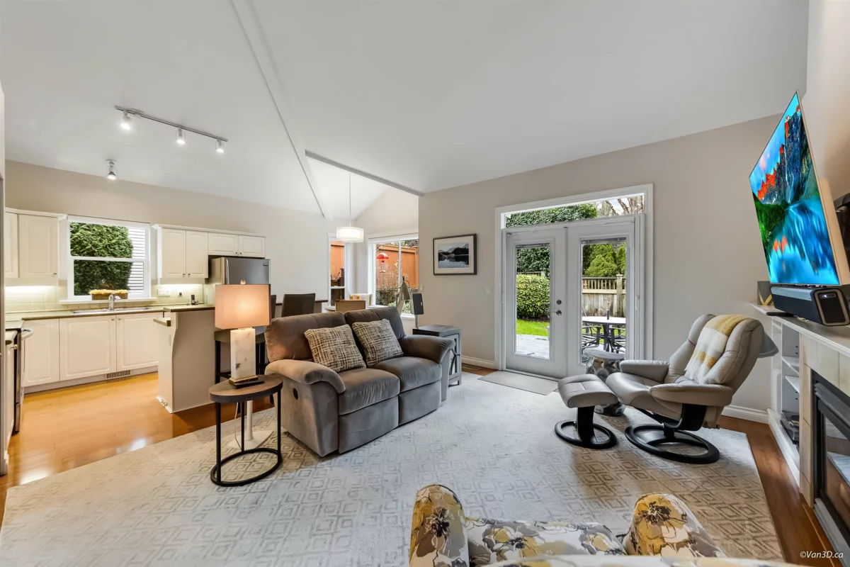 Bedroom 3 Photo of 43 3500 144 Street, Surrey, BC