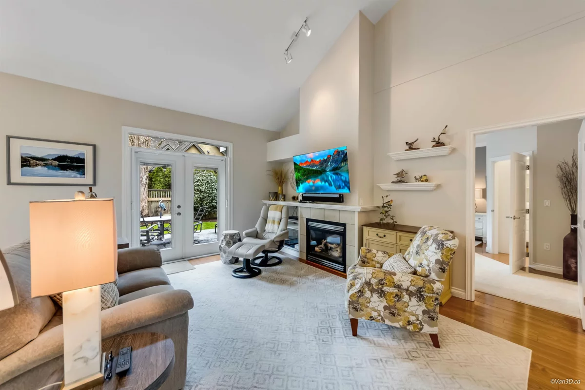 Guest Bathroom Photo of 43 3500 144 Street, Surrey, BC