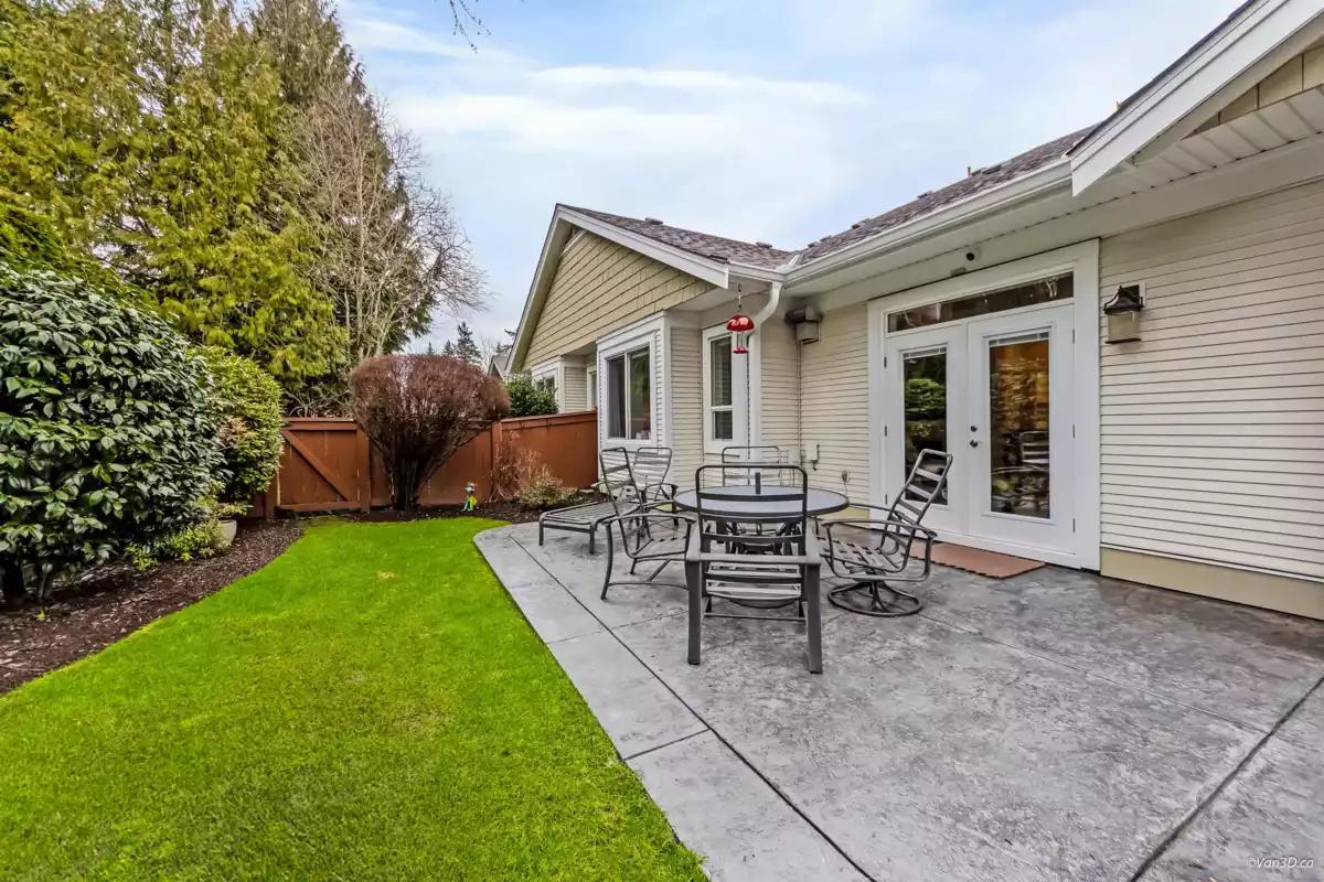 Hot Tub / Spa Photo of 43 3500 144 Street, Surrey, BC