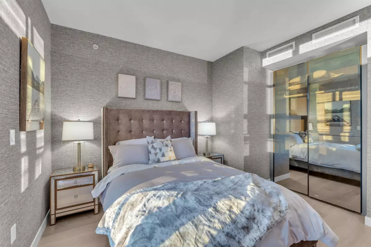 Garden / Landscaping Photo of 5205 1289 Hornby Street, Vancouver, BC