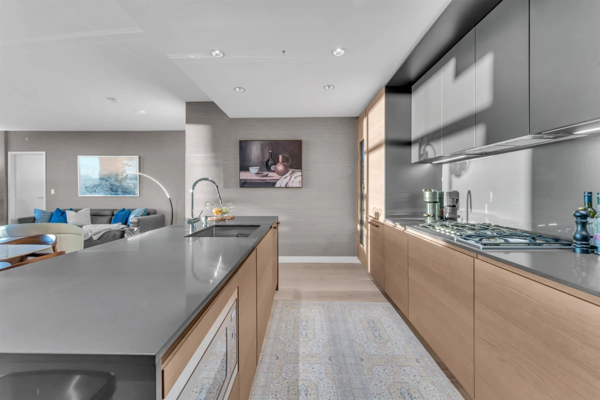 Laundry Room Photo of 5205 1289 Hornby Street, Vancouver, BC