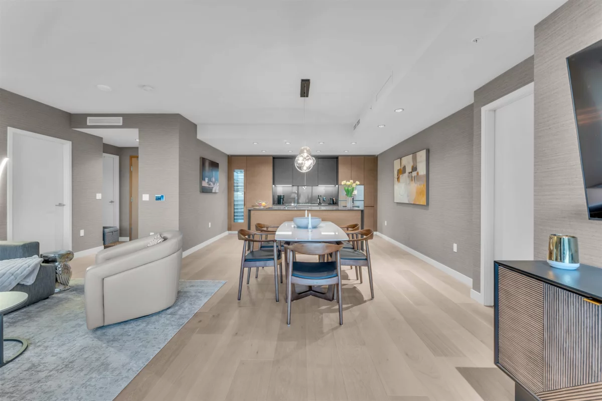 Powder Room Photo of 5205 1289 Hornby Street, Vancouver, BC