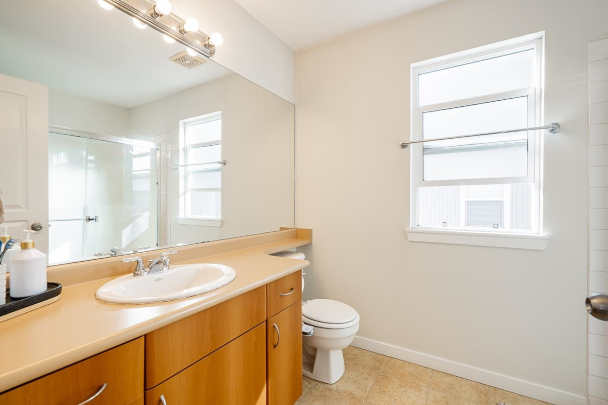 Mudroom Photo of 68 12677 63 Avenue, Surrey, BC